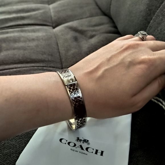 Coach Bangle - Picture 4 of 6